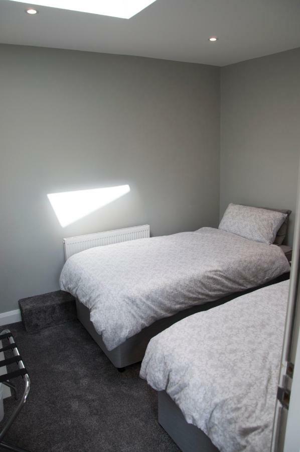 The Square Guest Apartment Stewartstown Eksteriør billede